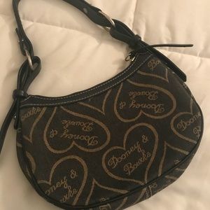 Signature Heart Dooney & Bourke Small Pochette
